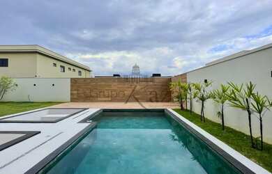 Imagem 6: Casa de Alto Padrão - Residencial Jardim do Golfe - 350m² - 4 Suítes