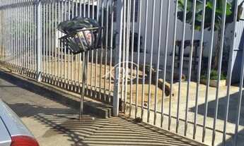 Imagem: Casa à venda, 2 quartos, 1 suíte, 2 vagas