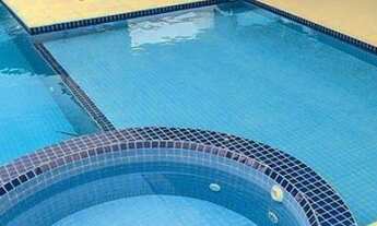 Imagem 2: Casa para aluguel e venda possui 500 metros quadrados com 5 quartos.