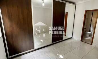 Imagem 4: Casa possui 220m² com 3 quartos sendo 1 suíte em Vila Rosa - Goiânia - GO