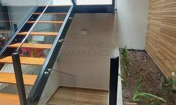 Imagem 3: Oportunidade no residencial mais cobiçado da região! Ótima casa recém construída, com pouc