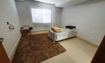 Imagem 2: Casa de condomínio para venda possui 490 metros quadrados com 4 quartos