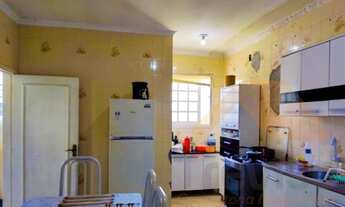 Imagem 4: Casa para Venda em Joinville, América, 3 dormitórios, 1 suíte, 4 banheiros, 2 vagas