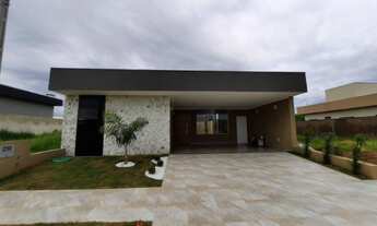 Imagem: Casa recém construída à venda no Condomínio