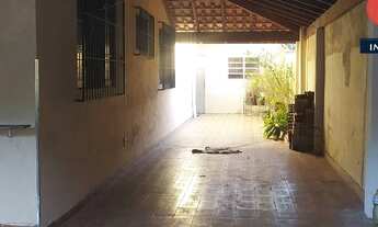 Imagem: Casa com edícula no Jardim Terralão em