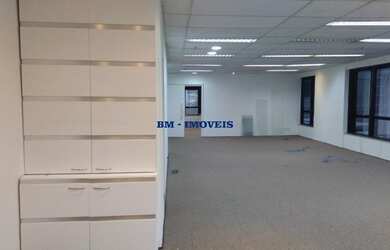 Imagem 3: Locação Galpão / depósito com 4 vagas na garagem