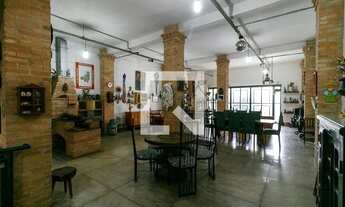 Imagem 4: Casa para Aluguel - Vila Re, 2 Quartos, 300 m2