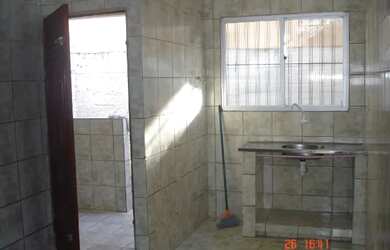 Imagem 2: Casa Duplex em Peidade, Próx. à Faculdade Guararapes. 2 Qtos, 2 WC, 1 vaga, 130m², 2 varan