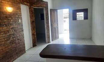 Imagem 2: Casa pequena 2/4