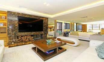 Imagem 3: Apartamento para Venda - 261m², 3 dormitórios, sendo 3 suites, 4 vagas - Petrópolis