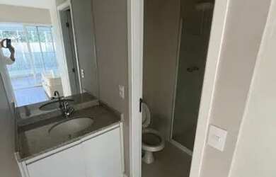 Imagem 6: STUDIO MOBILIADO AO LADO DO METRO