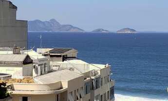 Imagem 2: Cobertura para venda possui 235 metros quadrados com 2 quartos em Copacabana - Rio de Jane