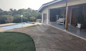 Imagem 3: Linda chacara em uma area de 13.500 com 3 casas e pista de skate