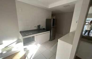 Imagem 5: STUDIO MOBILIADO AO LADO DO METRO