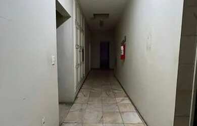 Imagem 7: Centro-Imóvel de Esquina>Área 750m2, Ótima Localização, Opções Clínicas, Hospitais, Etc