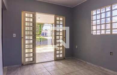 Imagem 3: Casa para Aluguel - Samambaia, 3 Quartos, 120 m2