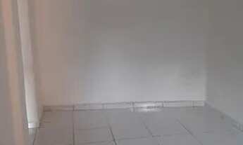 Imagem 4: Casa 2 cômodos grandes com varanda