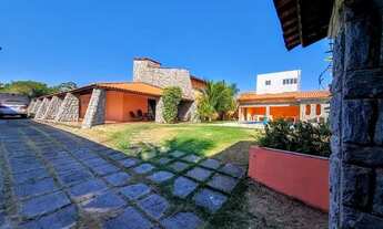 Imagem: Casa com 6 Quartos à Venda,por R$ 680.000