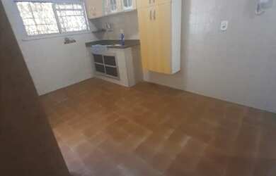 Imagem 3: Ap. 2 quartos c/ varanda e garagem em Brás de Pina