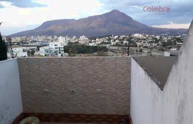 Imagem 3: Casa triplex no bairro Santo Agostinho