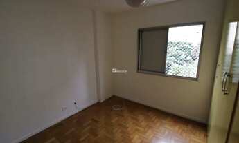 Imagem 5: Oportunidade única, apartamento bem localizado e andar médio, são 2 dorm. e 1 vaga de gara