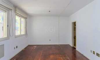 Imagem 4: Cobertura duplex de frente com amplo terraço na Cidade Baixa