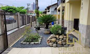 Imagem 2: Sobrado para venda no Balneário Piçarras SC