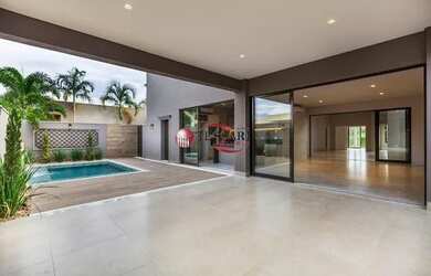 Imagem 6: Casa para vender no Condomínio Damha 6 com 3 suítes sendo 1 com closet e hidromassagem