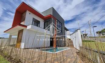 Imagem: Linda Casa Térrea de Esquina no Condomínio