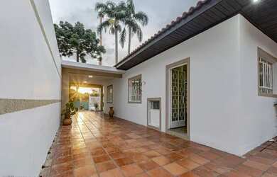 Imagem 5: CURITIBA - Casa Padrão - São Lourenço