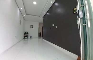 Imagem 4: Casa no Parque Dez | 3 dormitórios | Via Pública | Somente a Vista