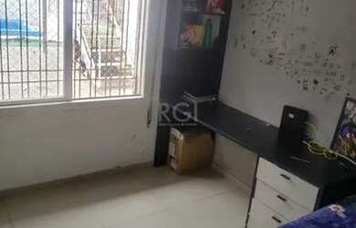 Imagem 7: Casa com 3 dormitórios e uma edícula nos fundos que pode ser outra casa no bairro Jardim S