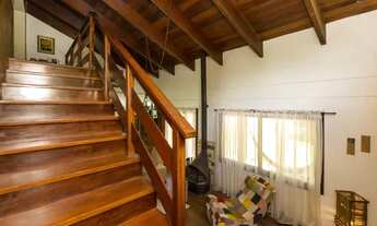 Imagem 2: Sobrado para Venda - 400m², 3 dormitórios, sendo 1 suites, 2 vagas - Campo Novo