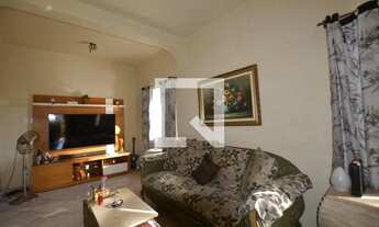 Imagem 2: Casa para Aluguel - Irajá, 2 Quartos, 360 m2