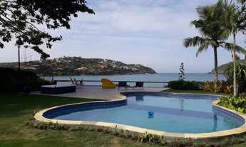 Imagem 3: Casa de temporada com 5 suítes, pé na areia, fora de Condomínio na Ferradura