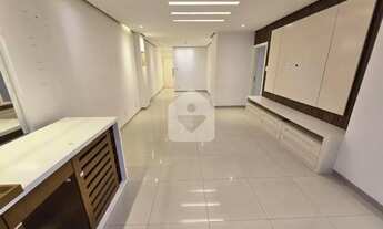 Imagem 5: Apartamento reformado para venda com 3 quartos, 130m² - Copacabana - Rio de Janeiro/RJ