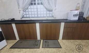 Imagem 4: Chácara Completa à Venda com Duas Casas, Área de Lazer e Estrutura para Eventos - Sorocaba