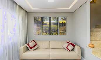 Imagem 7: CASA DE FRENTE PARA A RUA NO BAIRRO ALTO