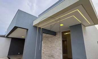 Imagem: VENDE-SE CASA COM TRÊS QUARTOS NA 1503