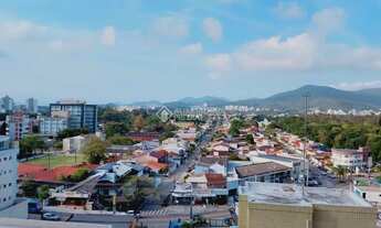 Imagem 6: Cobertura com 2 quartos à venda no Córrego Grande - Florianópolis - SC