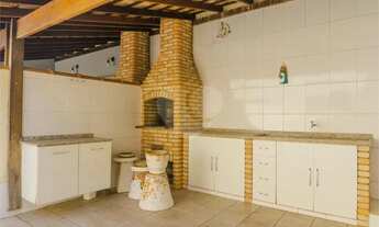 Imagem: Sobrado à venda com 3 quartos, sendo 2