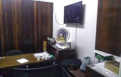 Imagem 6: Centro Galpão / depósito com venda por R$130.000