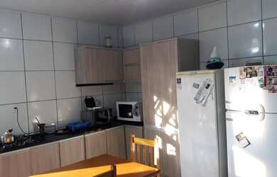 Imagem 5: Casa em condomínio fechado com 223 m², lazer completo e árvores frutíferas