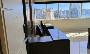 Imagem: Sala comercial frente mar e mobiliada com