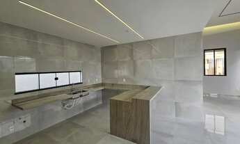 Imagem 5: Excelente casa térrea com 4 quartos, sendo 3 suítes no Monte Carlo