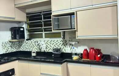 Imagem 2: Casa localizada na charmosa Vila Suzana com 180m² e uma suíte