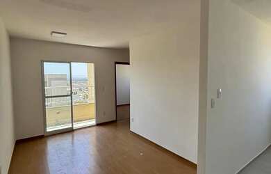 Imagem: Apartamento com 2 quartos e sacada para