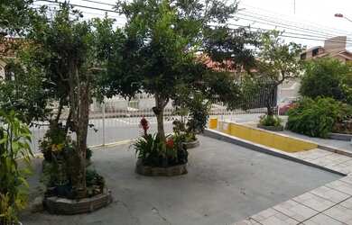 Imagem 5: Casa com 03 dormitórios sendo 01 suíte em Jardins Cidade De Florianópolis, São José