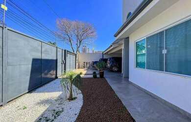 Imagem 2: Sobrado com 3 dormitórios à venda, 251 m² por R$ 2.300.000,00 - Parque Residencial Alcânta