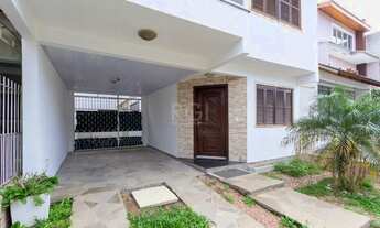 Imagem 2: Porto Alegre - Casa Padrão - Hípica